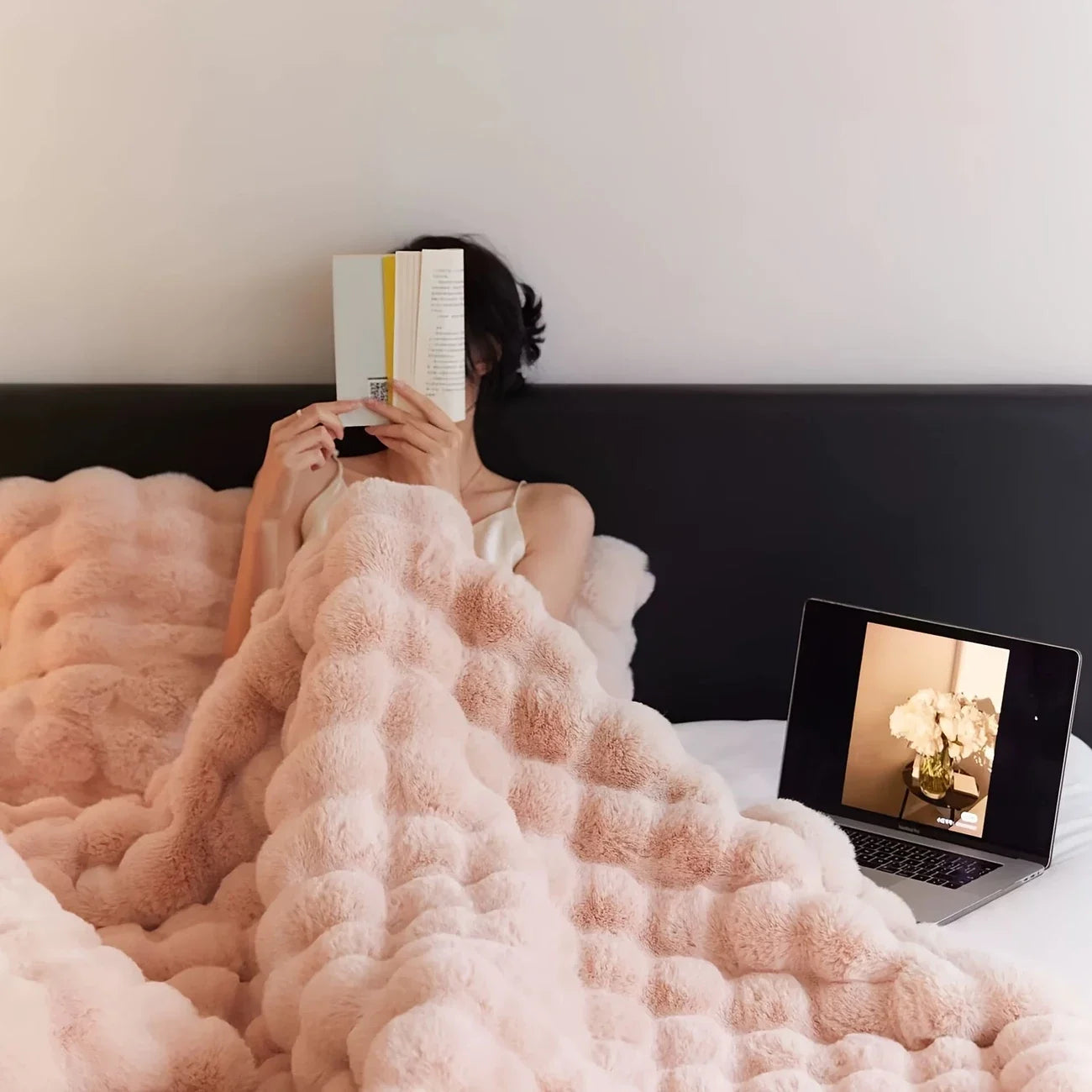 1 PC Faux Rabbit Fur ,Luxury Soft, Warm Bubble Blanket Cozy Throw,6lbs